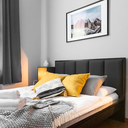 Friendhouse Apartments Avenue Krakow Ngoại thất bức ảnh